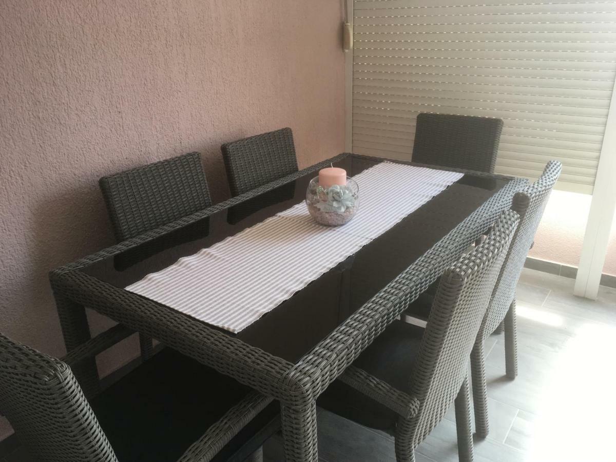Apartman Petra 2 Vir Exterior photo